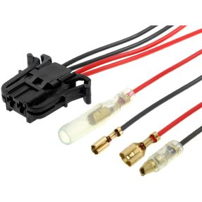 Mercedes hangszóró csatlakozó