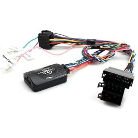   Mercedes C, Vito, Viano kormánytávvezérlő adapter, Mini ISO